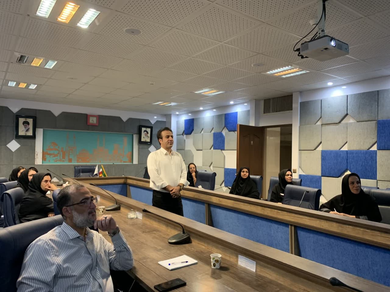 کارگاه پژوهشی